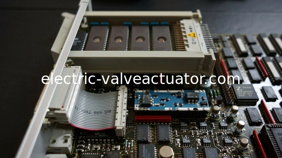 İyi bir fiyat. SIEMENS PT20M Panelboard 6DD1606-1AD0 250A 208Y/120V çevrimiçi