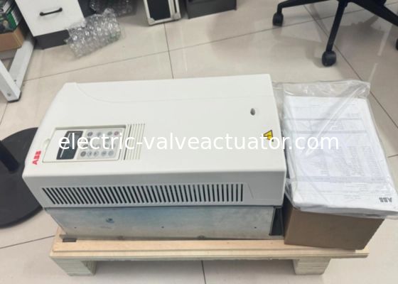 İyi bir fiyat. ACS800-01-0135-3+P901 3Phases 110 kW 160A ABB ACS800 general purpose series çevrimiçi