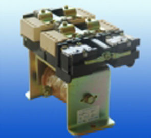 İyi bir fiyat. GB / T14048.1 ve GB14048.4 Standartlar 660V / 1500A DC Kontaktör CZ0-40 / 20 çevrimiçi